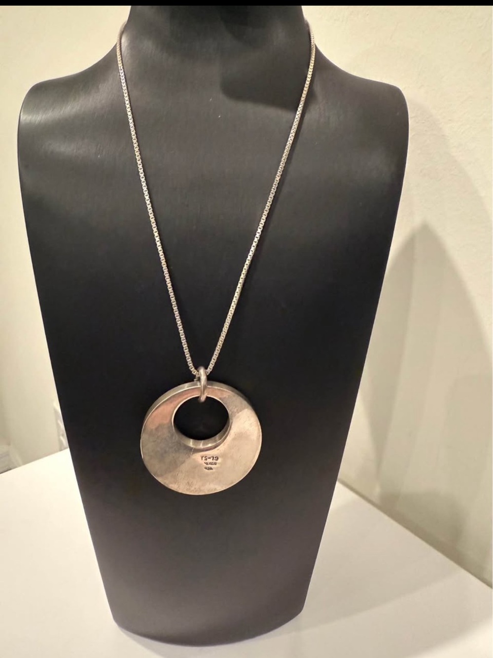 Sterling Silver Circle Pendant Necklace - Silver